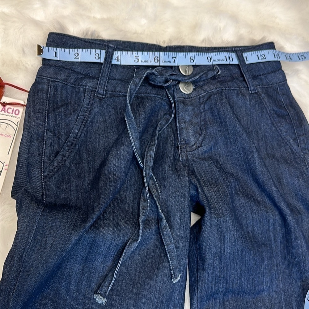 NWT Palacio Jeans Colombia Design dark blue flare bottom jeans size 1 - Picture 8 of 13